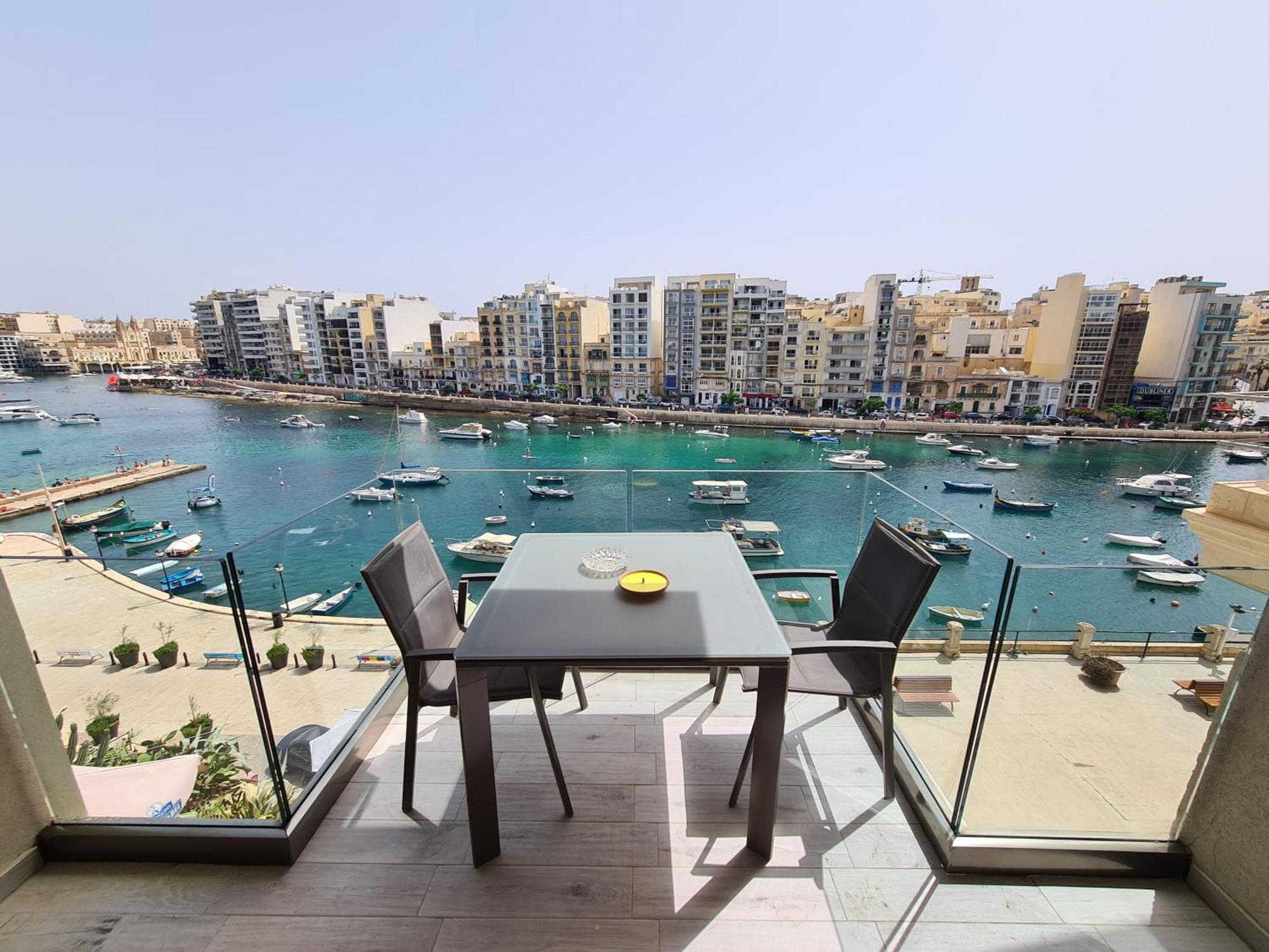 Supreme Seafront Apt With Balcony In St.Julian'S Saint Julian's 外观 照片